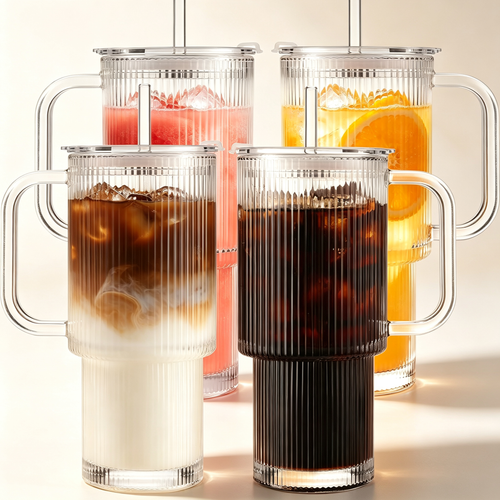 Iced Coffee Tumbler with Lid: Coffee Bar Accessories - 4-Pack Ribbed Glass Cups with Lids and Straws - 24 oz (approx. 680 ml) Leak-Proof Cup - Glass Tumbler with Lid and Straw - 700ml Coffee Mug with Handle